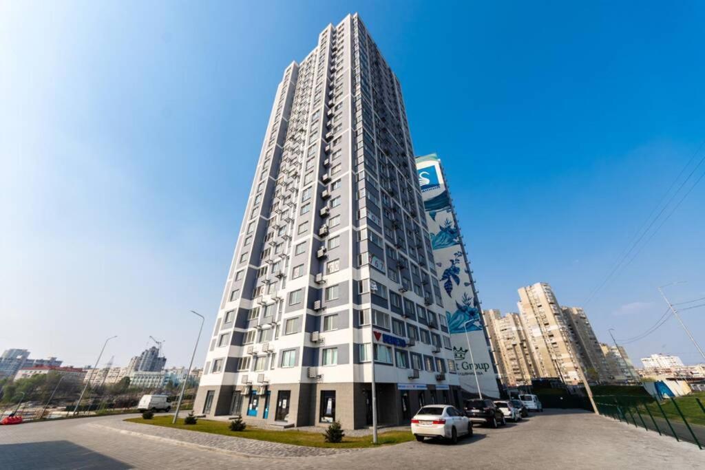 Квартира Люкс В Жк Лебединый, Ул. Ревуцкого 40 Г Kiev Buitenkant foto